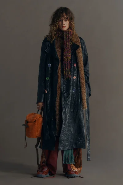 Look 11